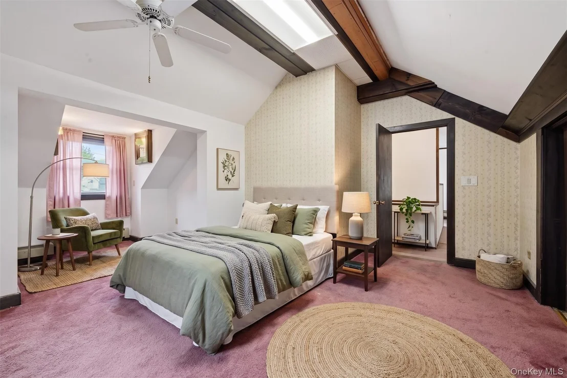 Photo of 333 Jackson Avenue