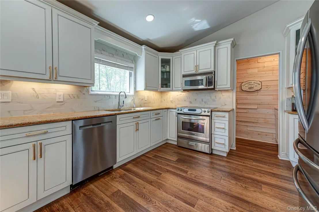 Photo of 11 Arrowood Drive