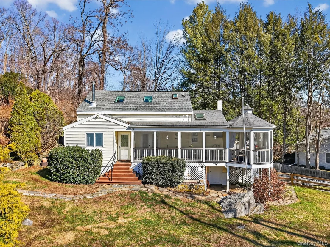 Photo of 255 Haviland Drive
