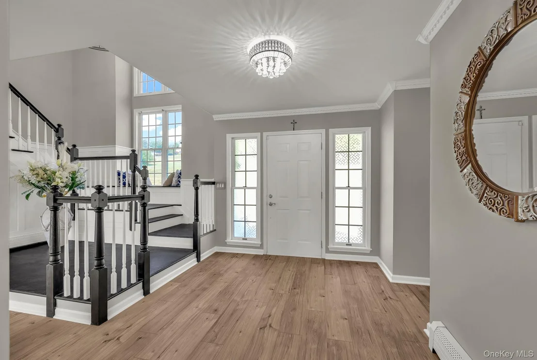 Photo of 176 Beverly Road