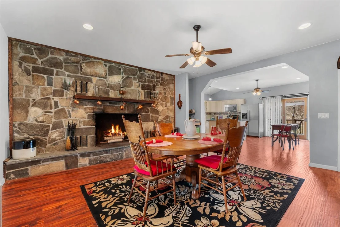 Photo of 391 Scotchtown Collabar Road
