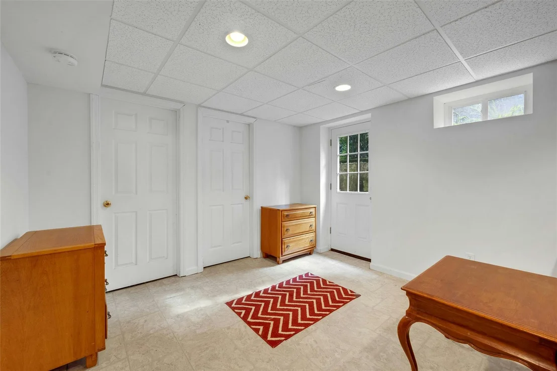 Photo of 263 Memorial Drive
