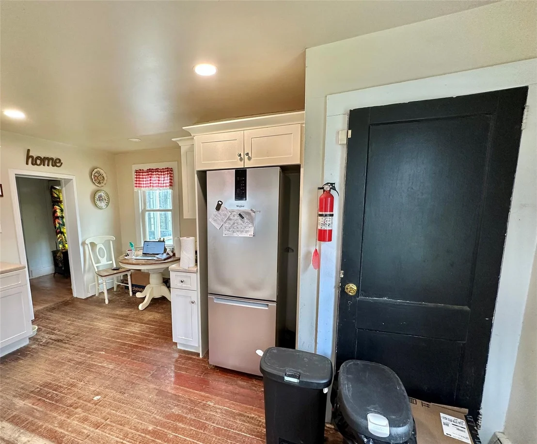 Photo of 43 Hoffman Road