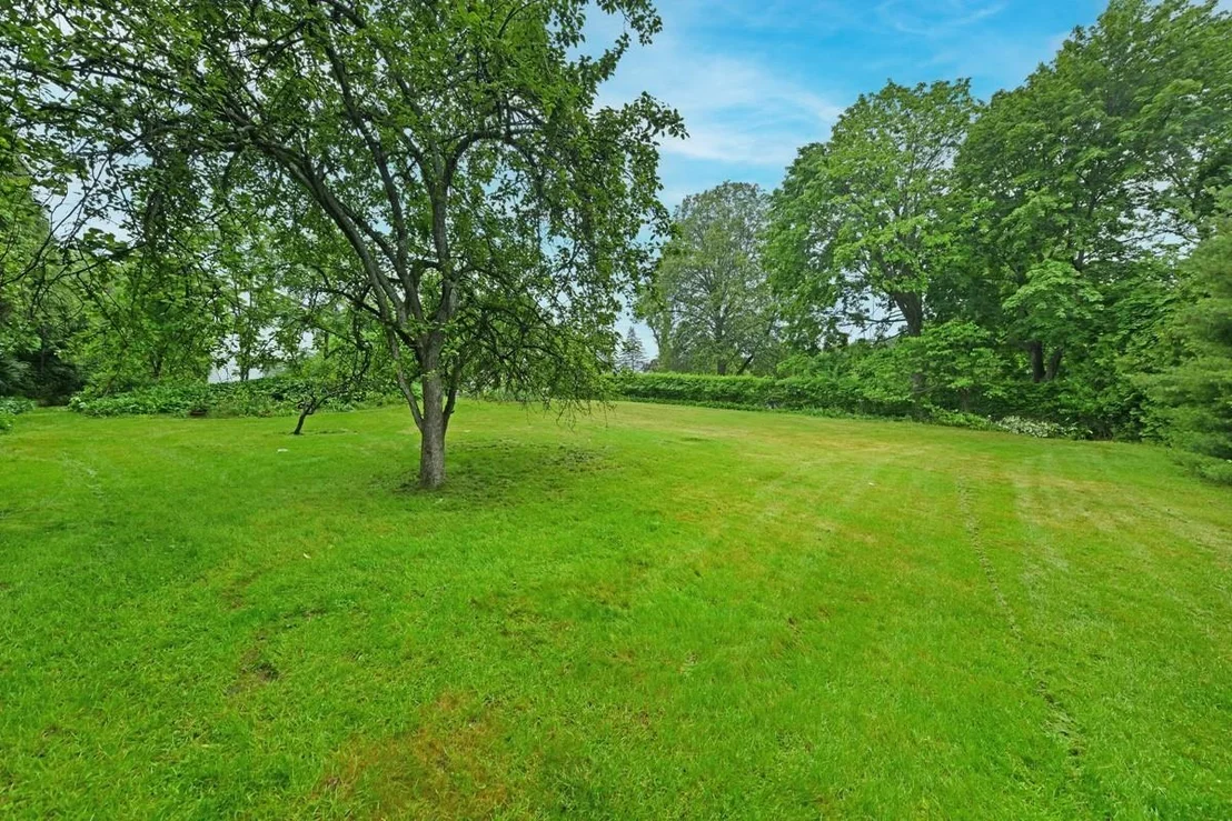 Photo of 8 Macintosh Lane
