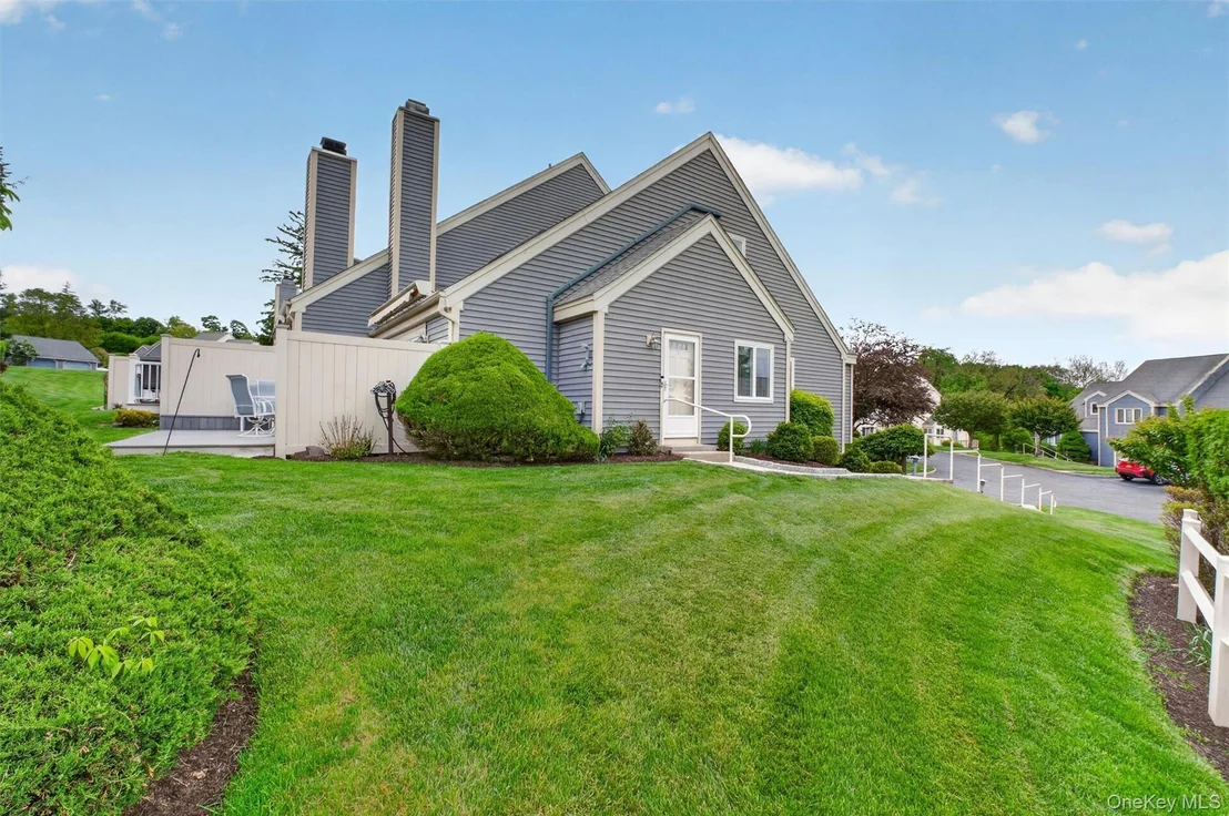 Photo of 115 Fields Lane