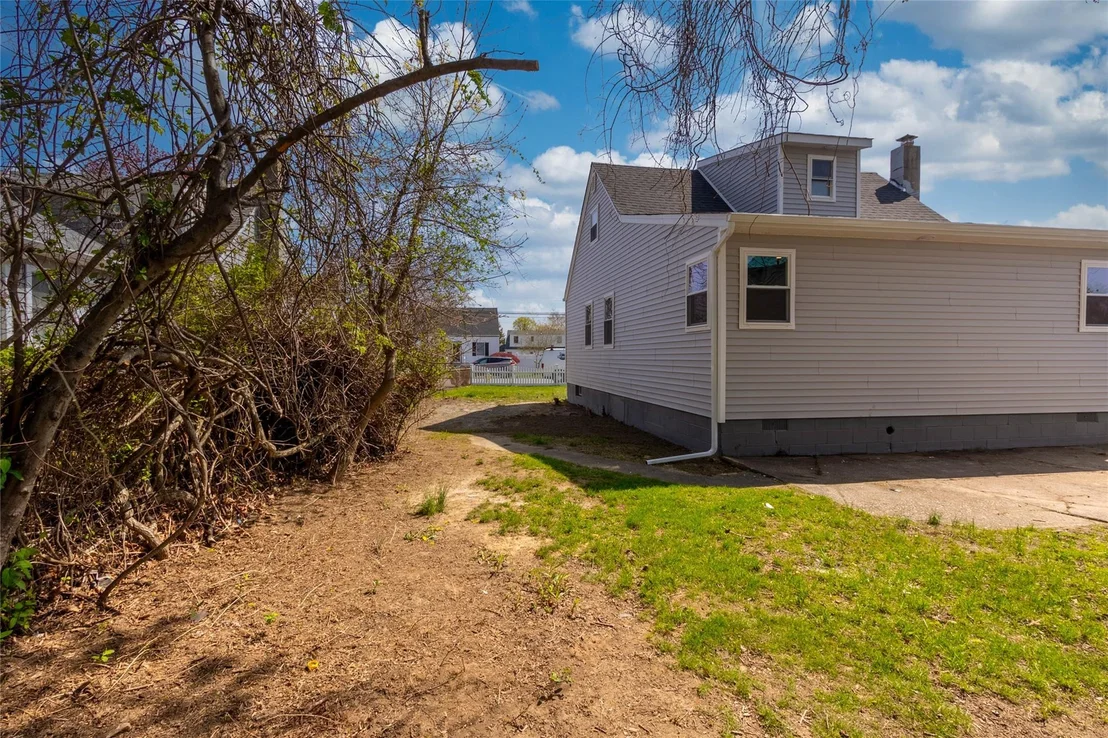 Photo of 33 Veronica Lane