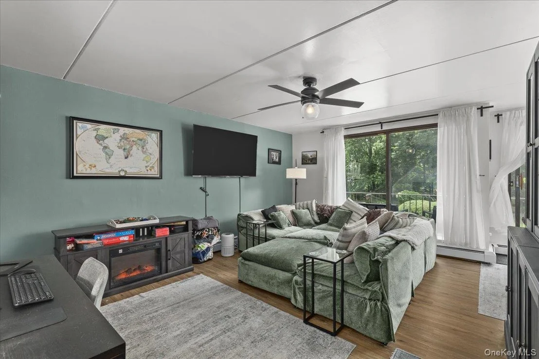 Photo of Unit 2C at 152 Overlook Avenue
