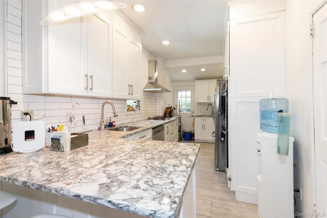 Photo of 367 Summit Avenue