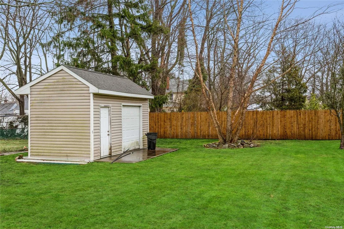 Photo of 25 2nd Avenue