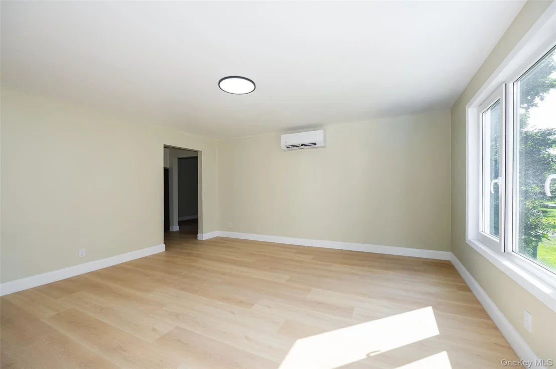 Photo of 22 Henmond Boulevard