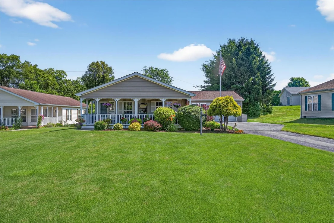 Photo of 99 Vero Drive