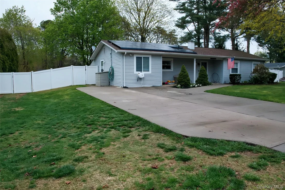 Photo of 165 Randall Road