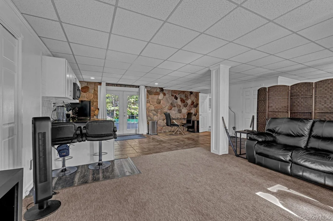 Photo of 128 Kentview Drive