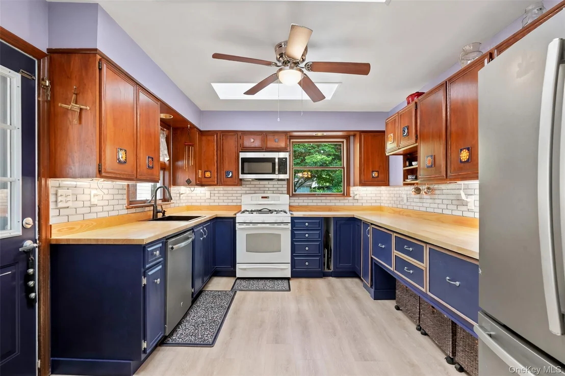 Photo of 9 Starview Avenue