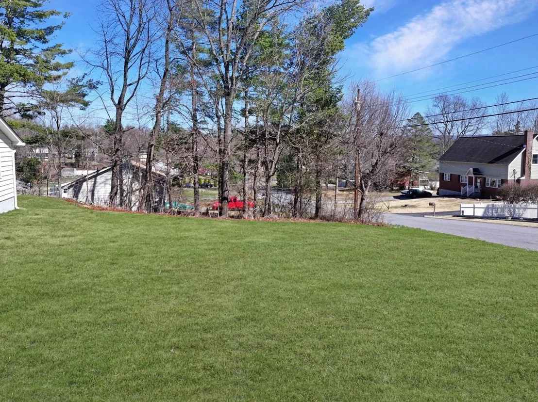 Photo of 27 Hilltop Drive