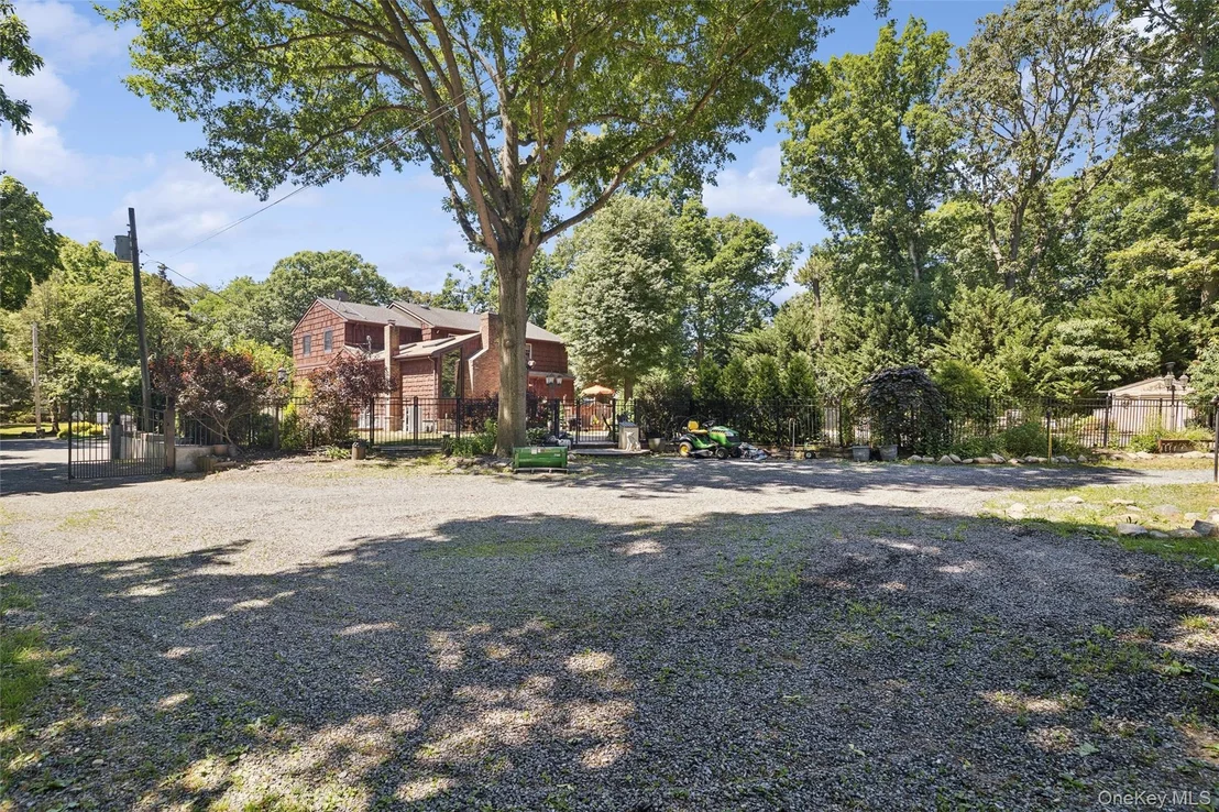 Photo of 14 Loft Road
