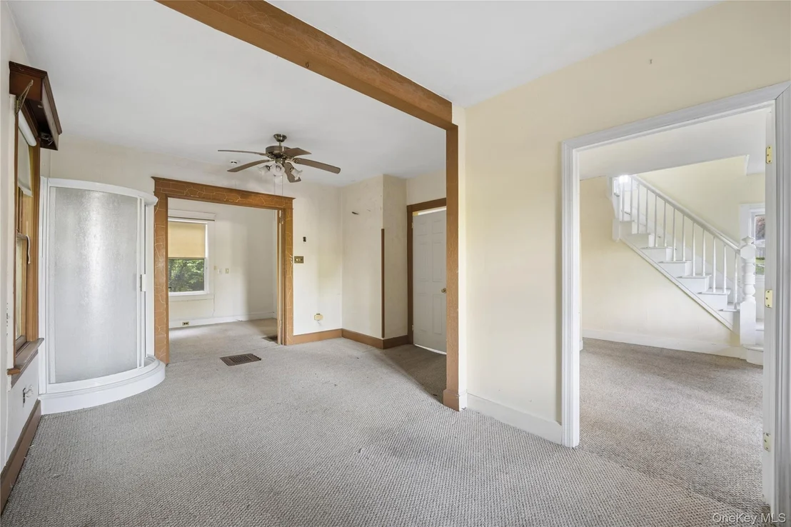 Photo of 25 River Road