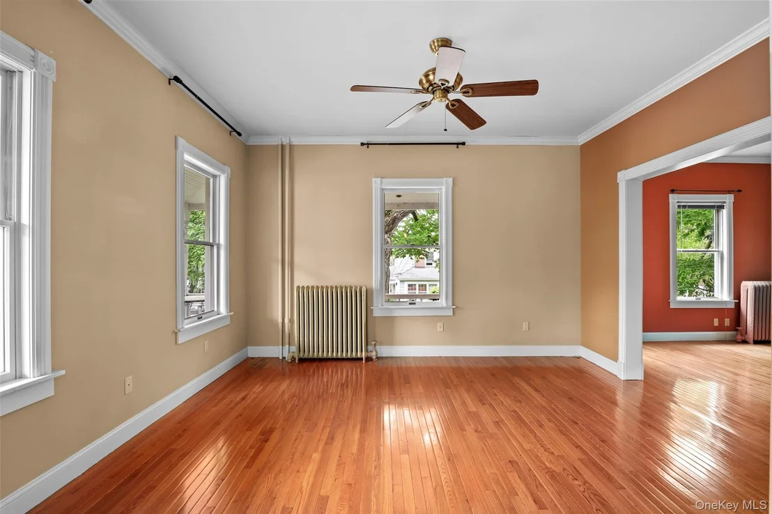 Photo of 6 Agate Avenue