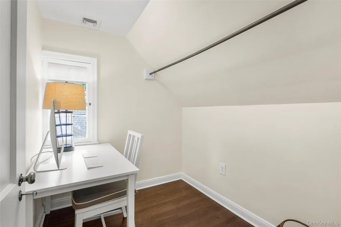 Photo of 144 Douglas Place