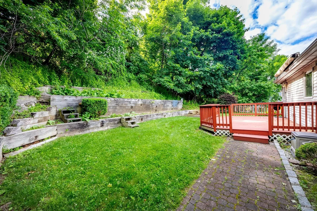 Photo of 5 Meadowbrook Drive