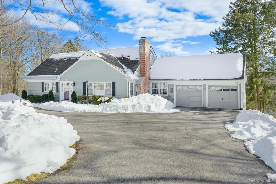 Photo of 18 Hayrake Lane