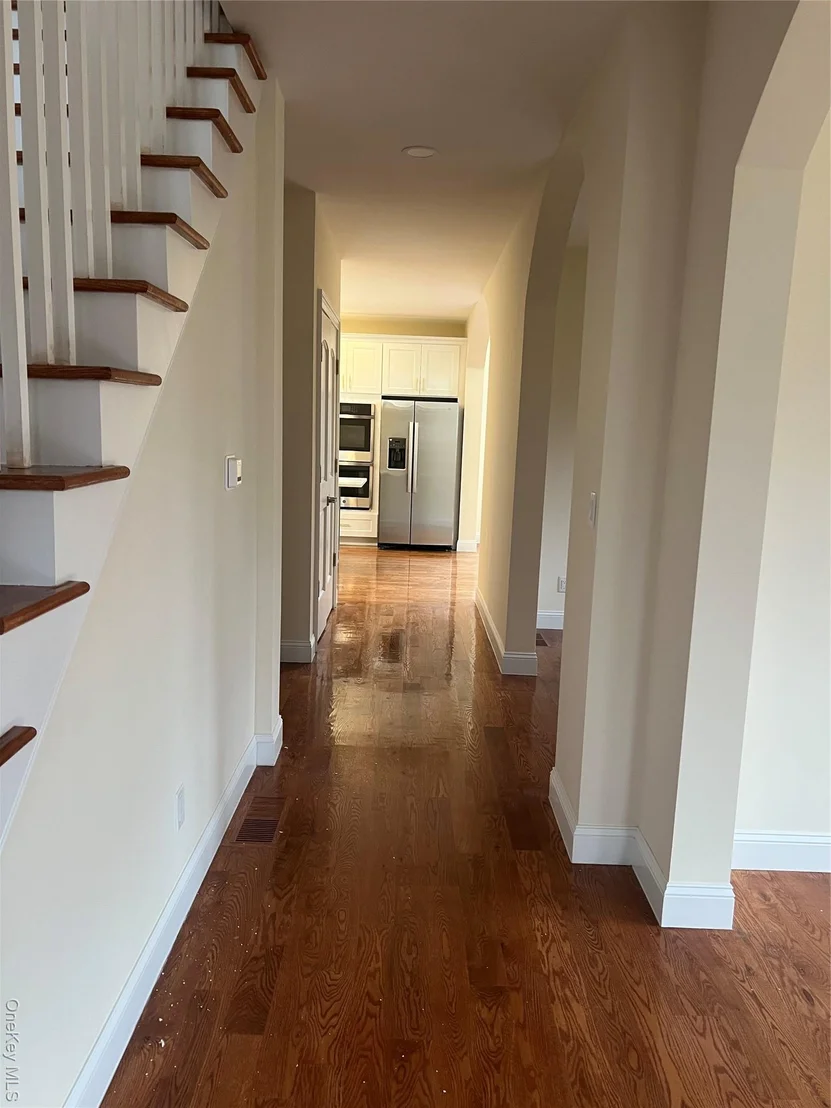 Photo of 23 Sunlight Hill