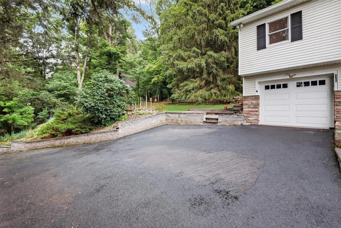 Photo of 12 Valley Lane