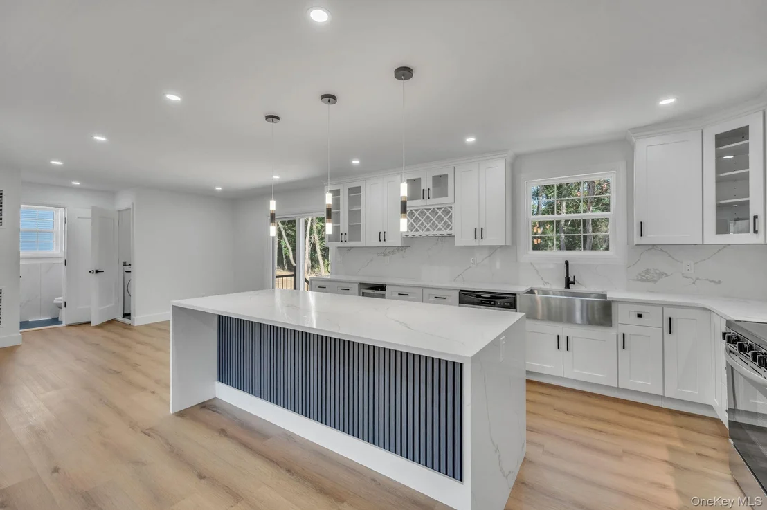 Photo of 39 Lakeview Drive