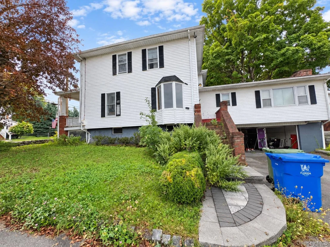Photo of 39 Maple Avenue
