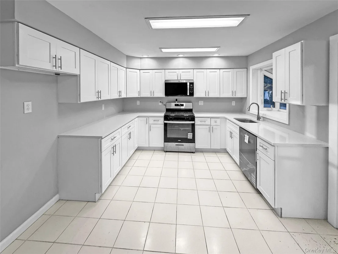 Photo of 7 Carnaby Avenue