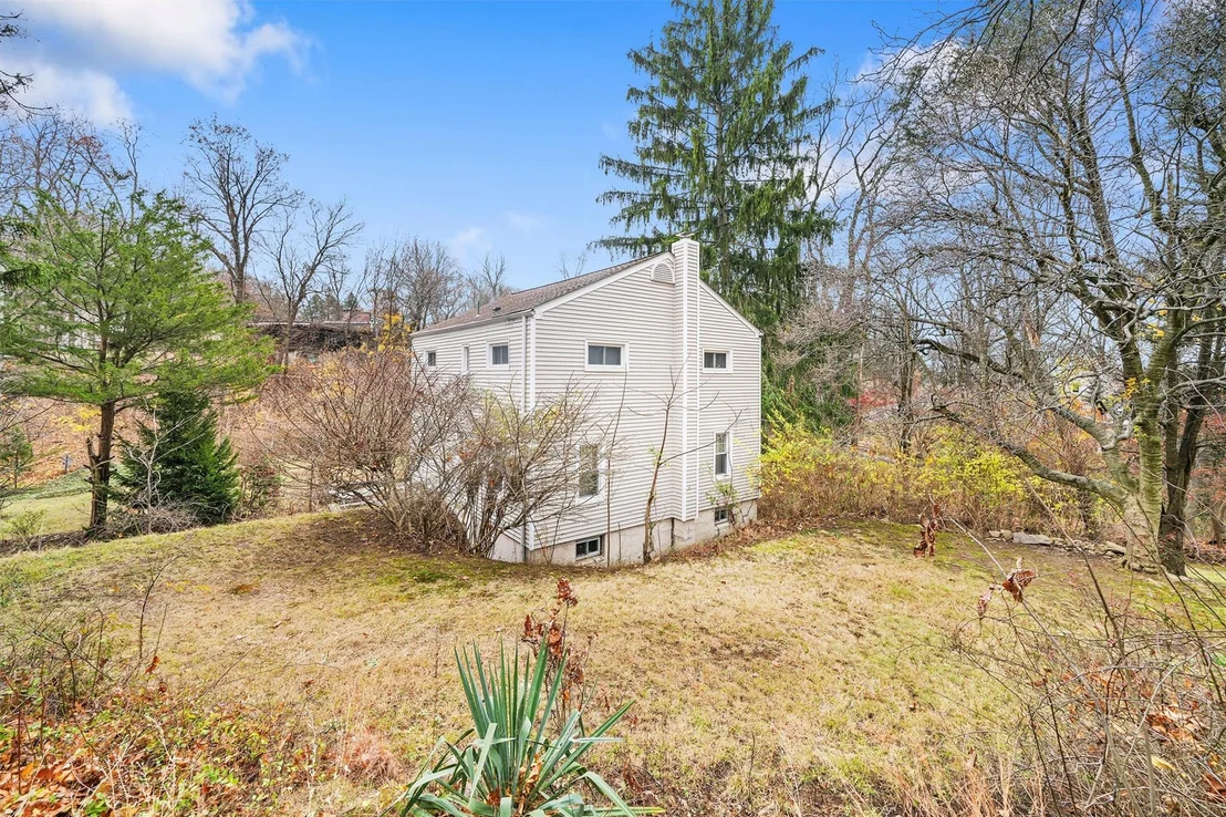 Photo of 191 Cedar Lane