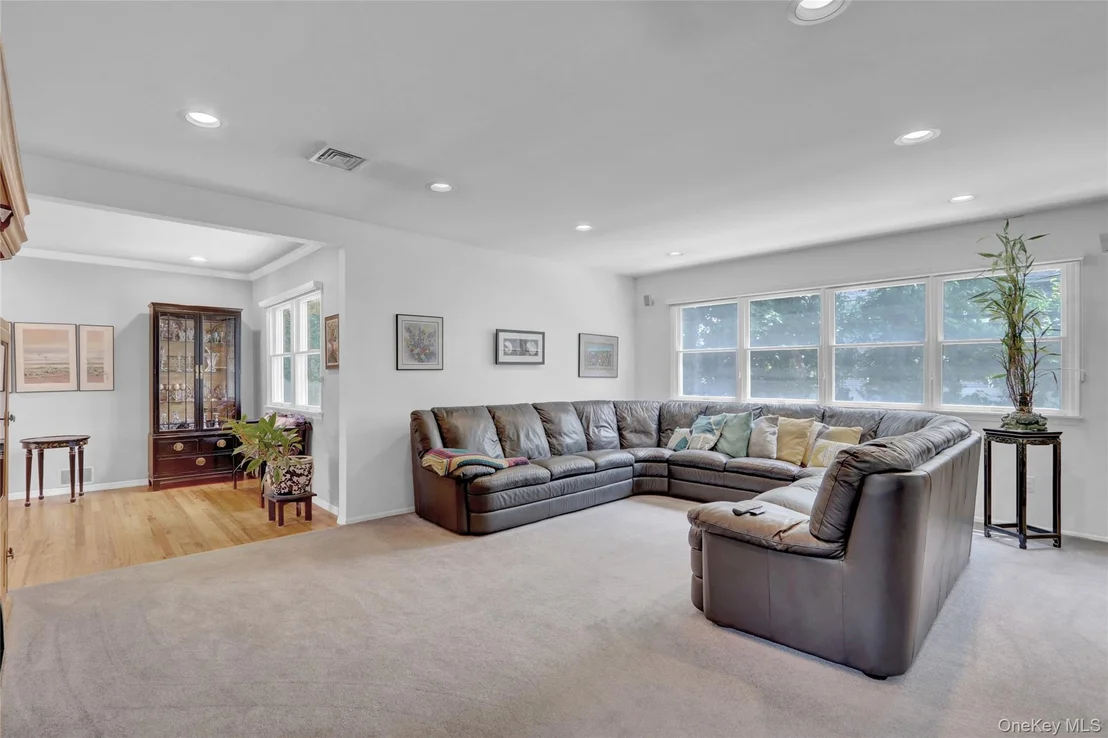 Photo of 23 Lillian Lane