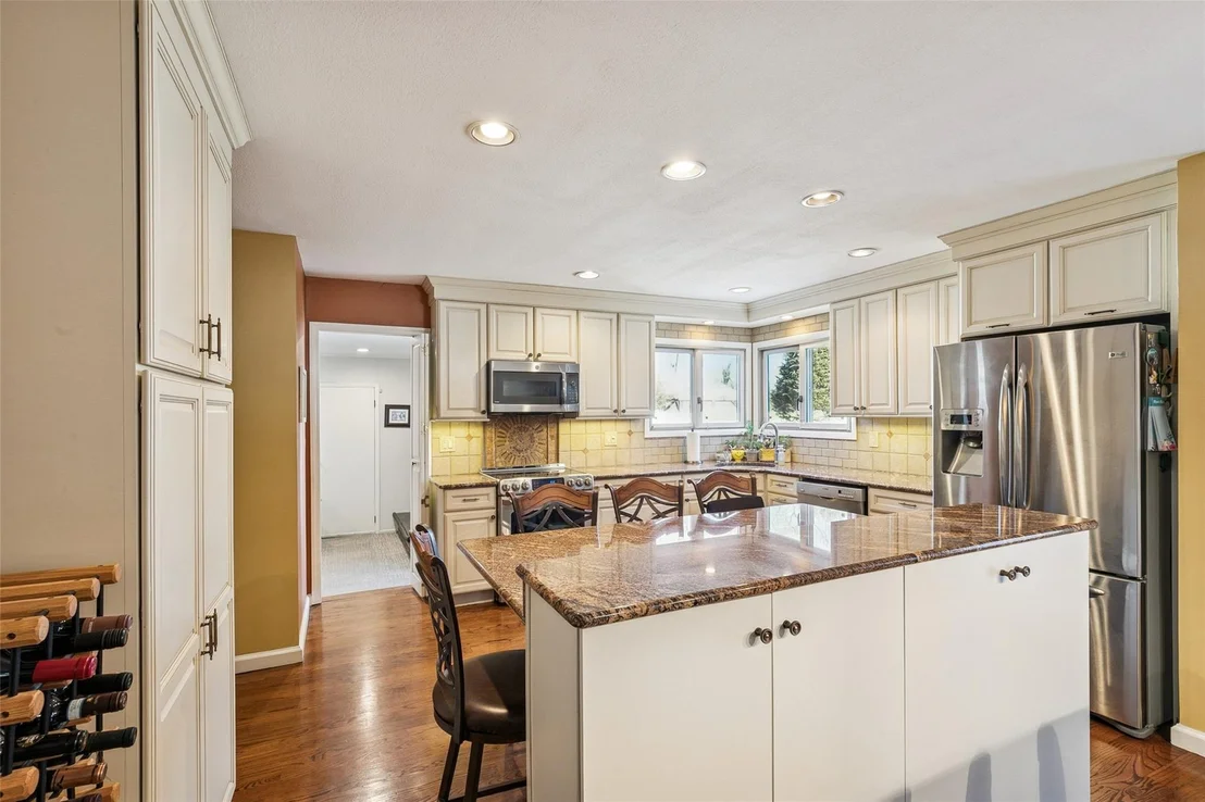 Photo of 19 Sandra Drive