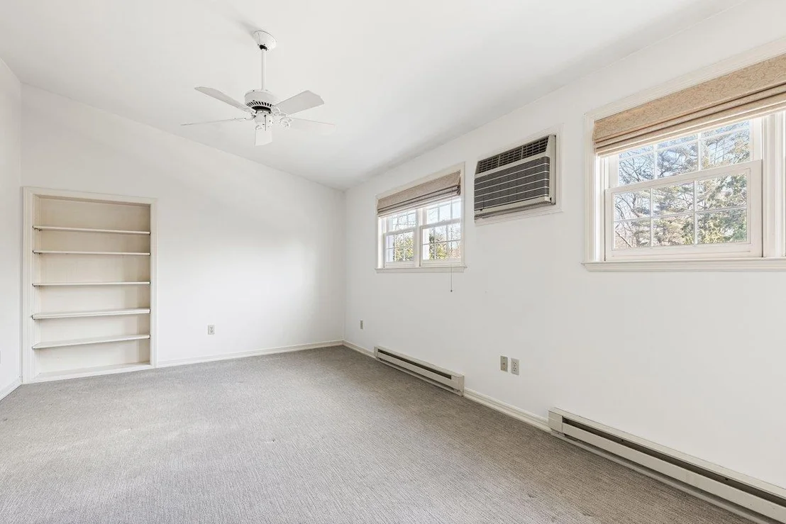 Photo of 13 Loewen Court
