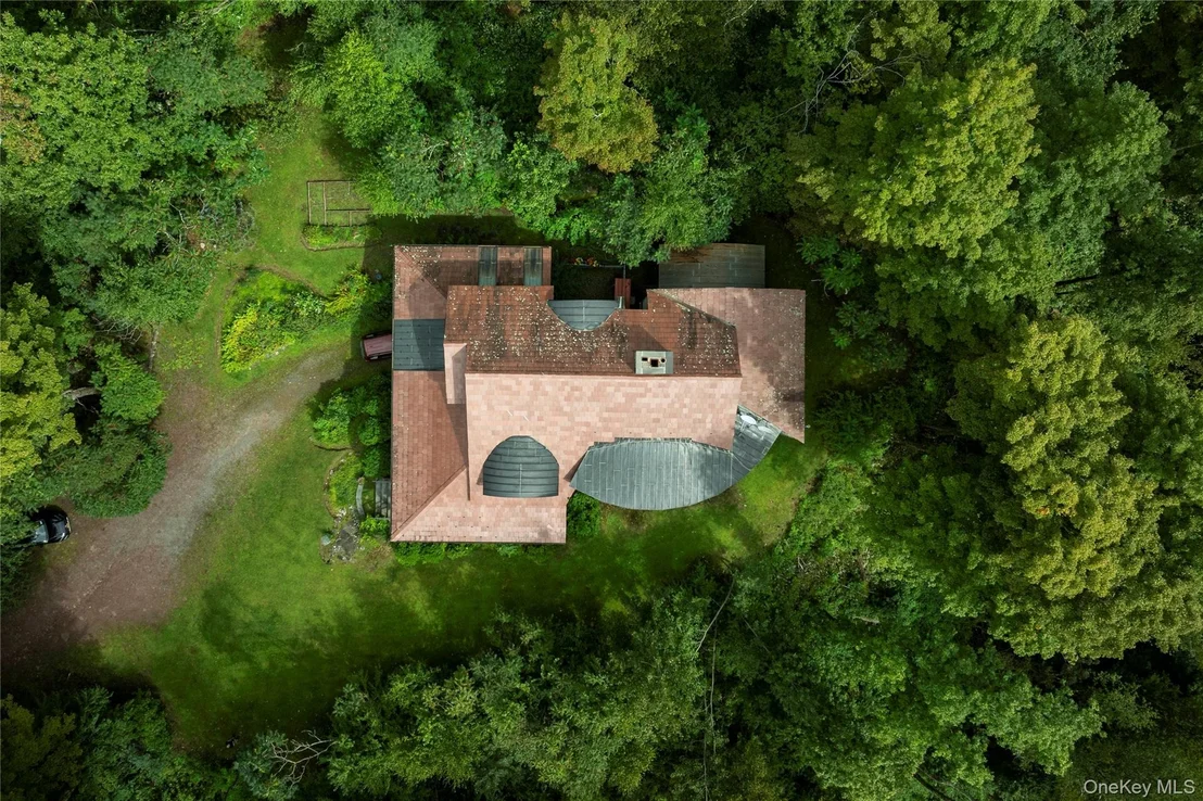 Photo of 150 Bethlehem Road