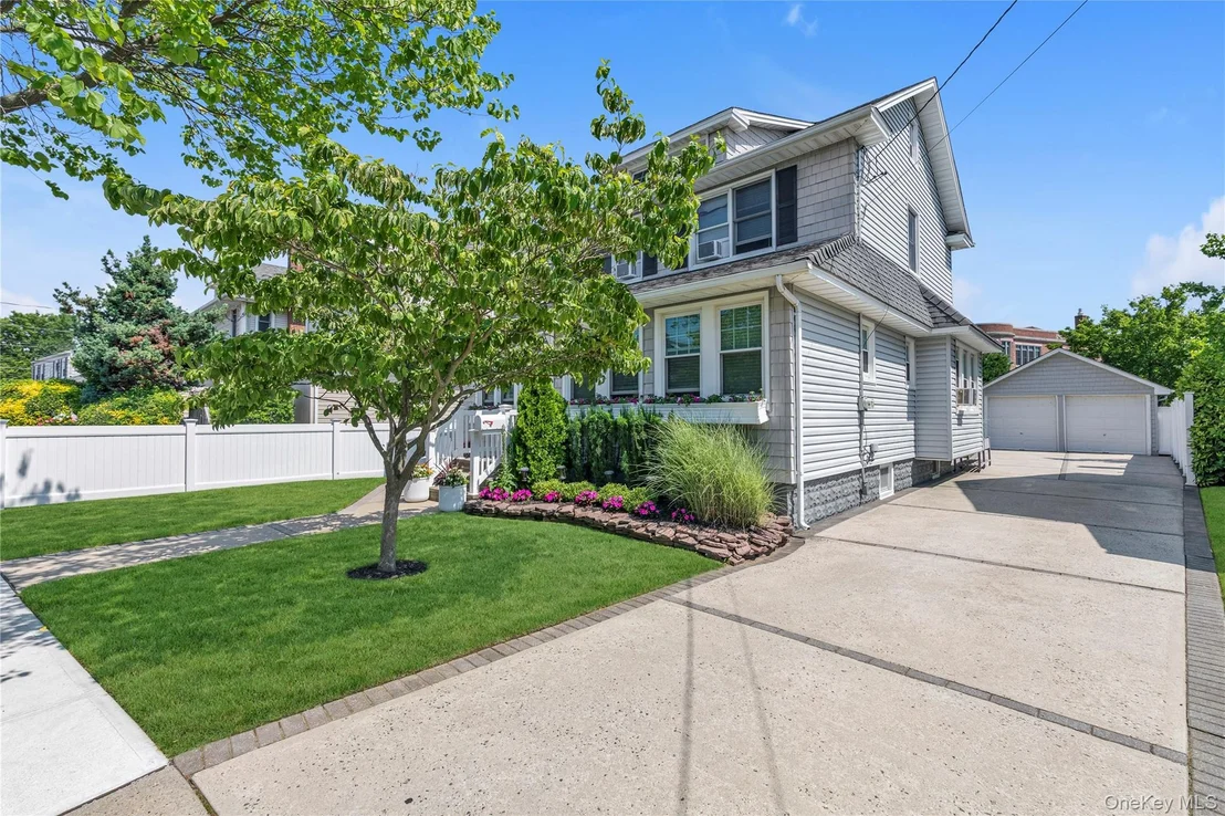 Photo of 22 Spencer Avenue
