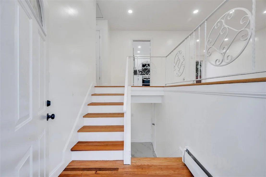 Photo of 24 40th Street