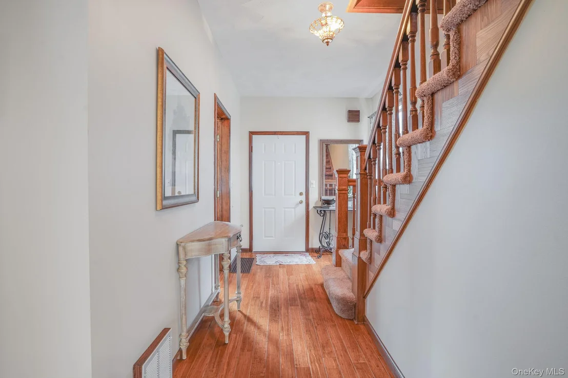 Photo of 25 Taylor Avenue