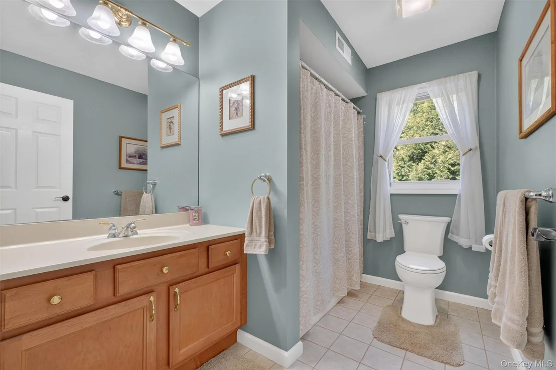 Photo of 201 Candlestick Hill Road