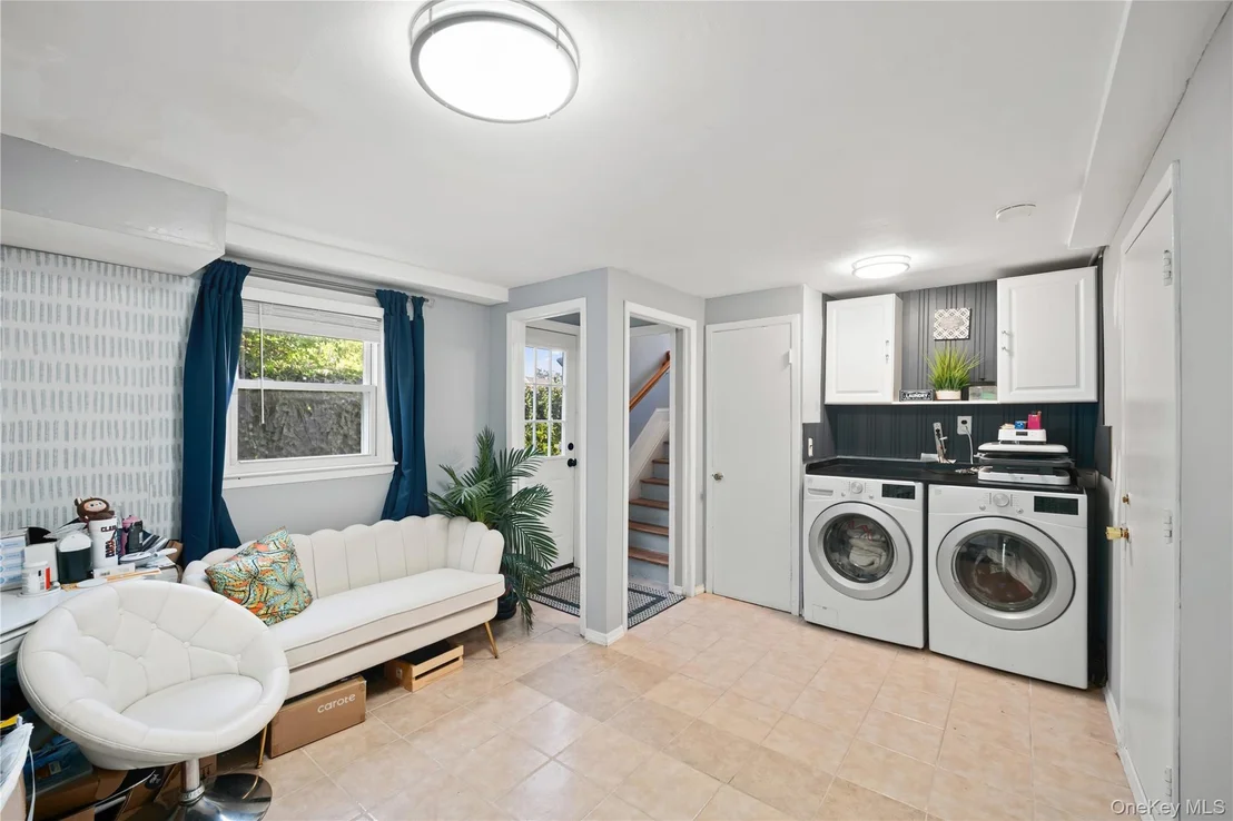 Photo of 284 Baldwin Road