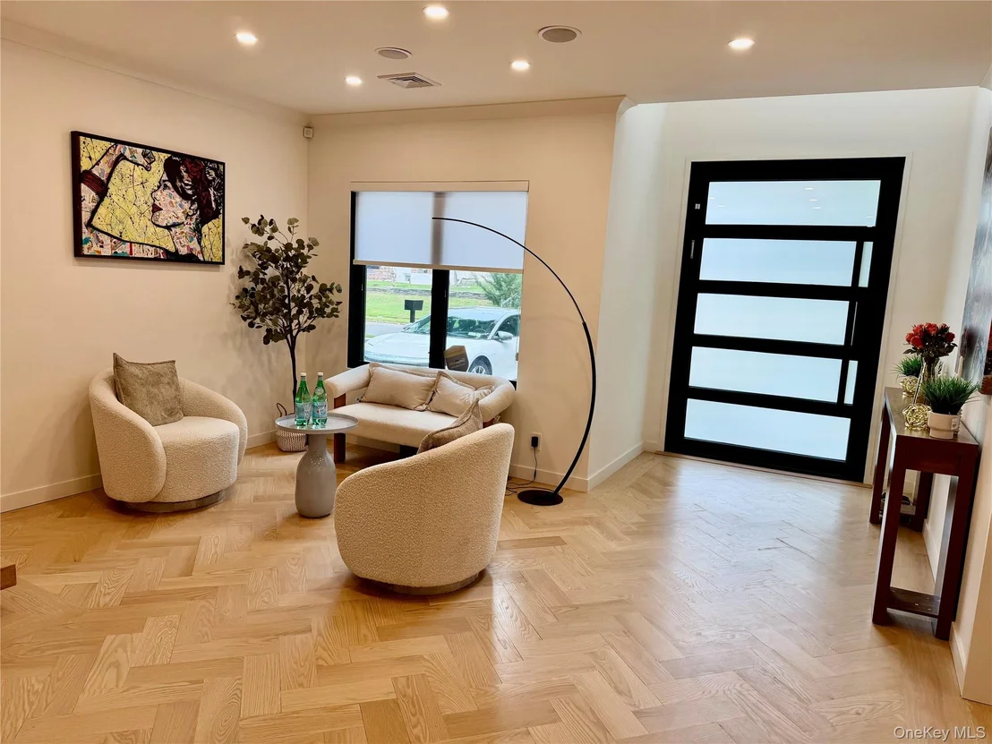 Photo of 1 Bentley Road