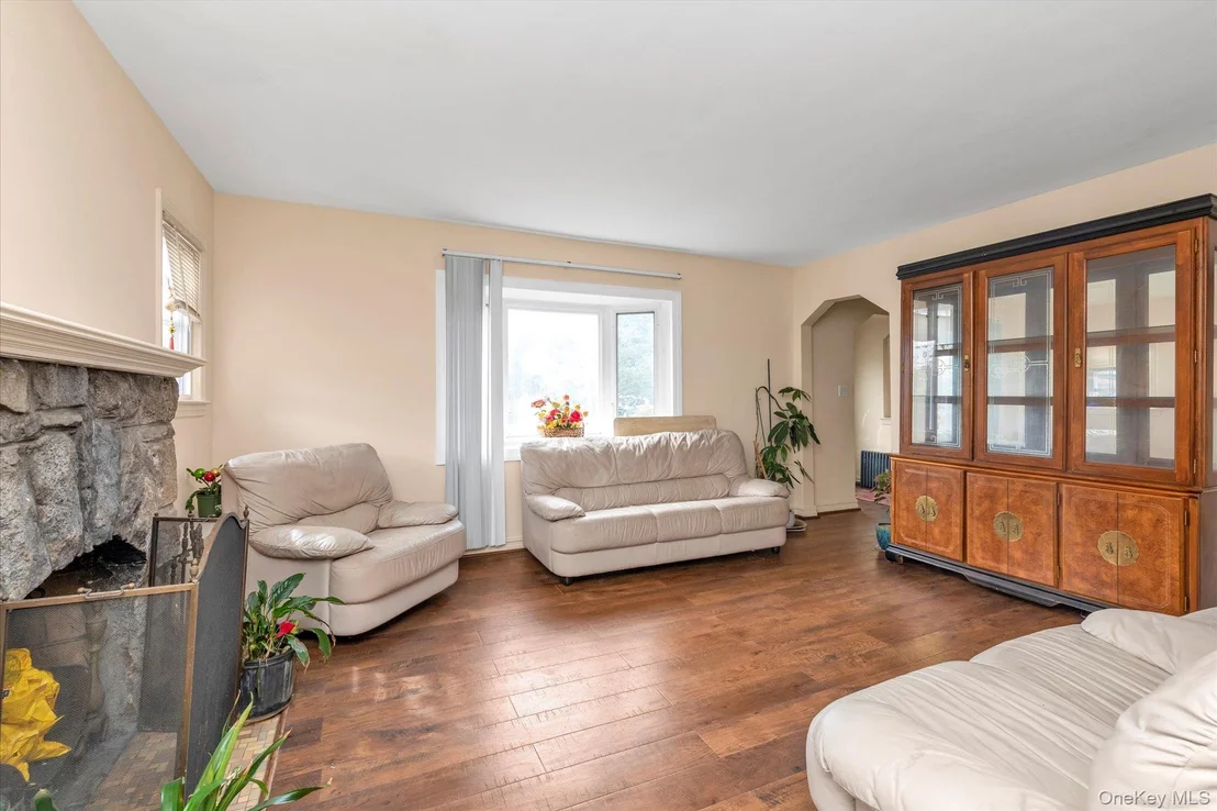 Photo of 1055 Archer Place