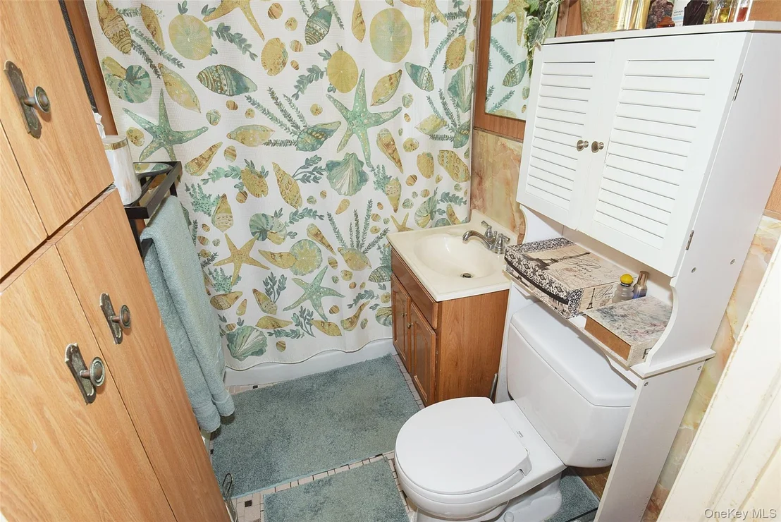 Photo of 48 Barnyard Lane
