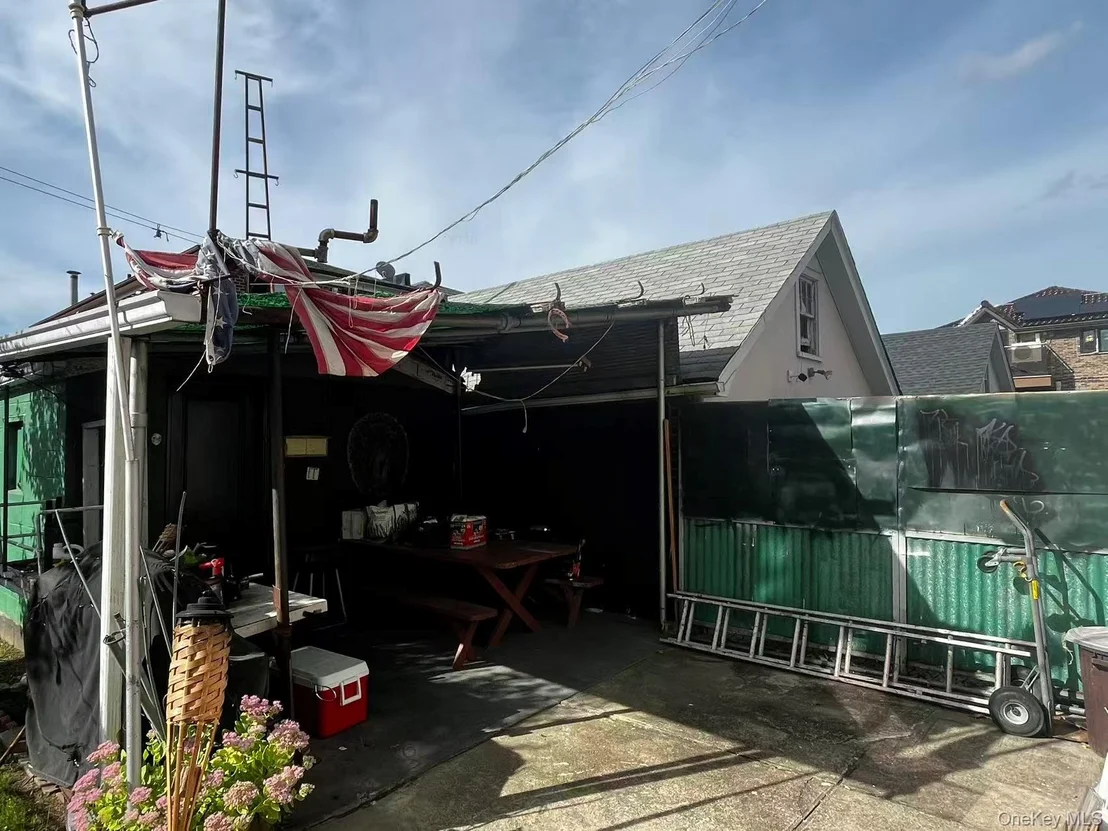 Photo of 13420 57th Avenue