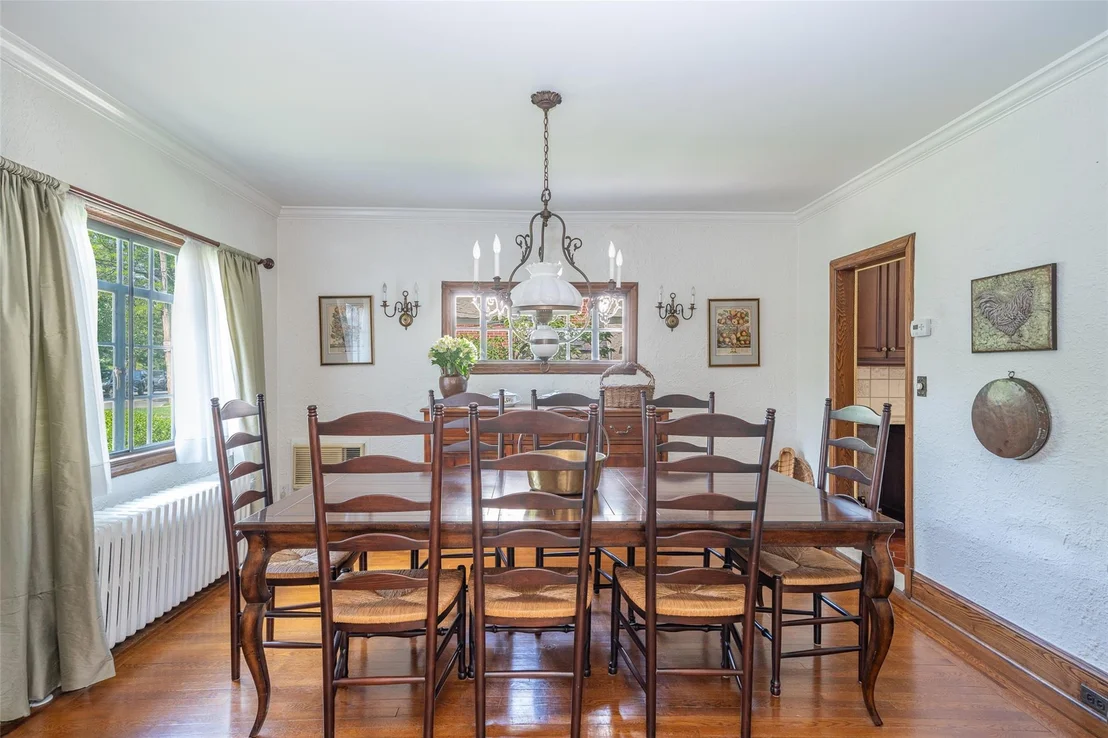 Photo of 44 Parkview Drive