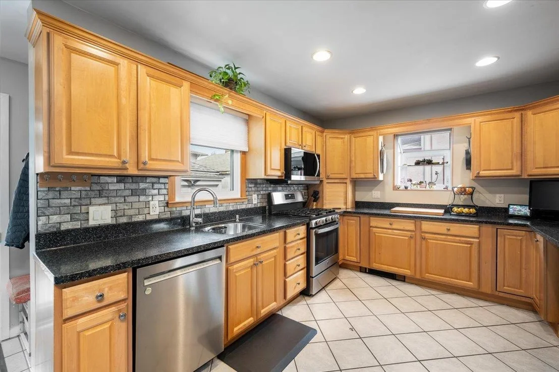 Photo of 23 Third Avenue
