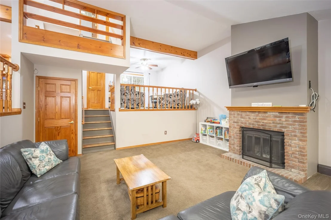 Photo of 22 Hemlock Court