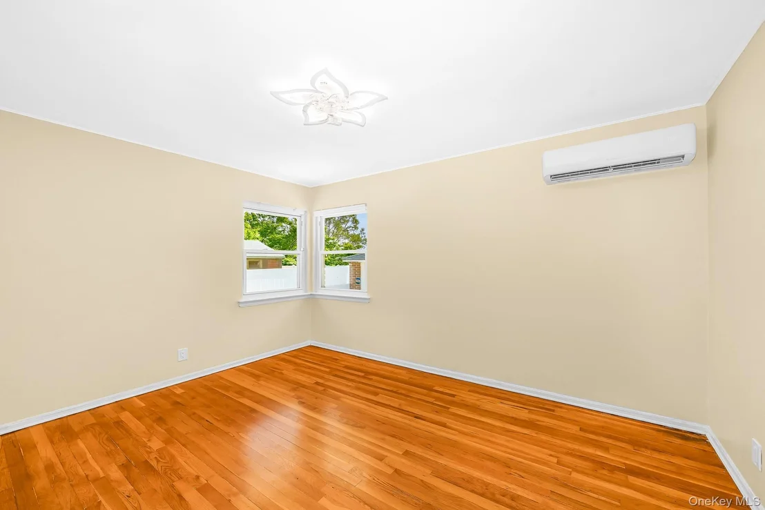 Photo of 3900 Miller Place