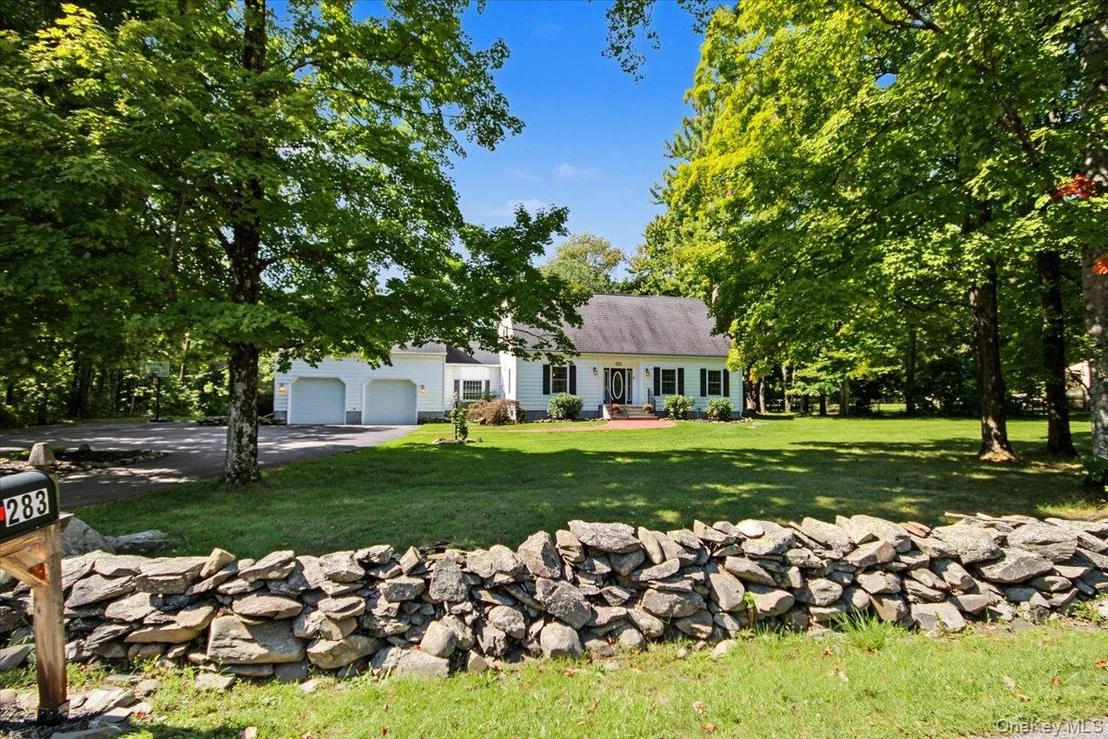 Photo of 304 Cedar Hill Road