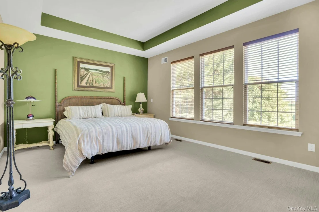 Photo of 420 Stonecrop Road